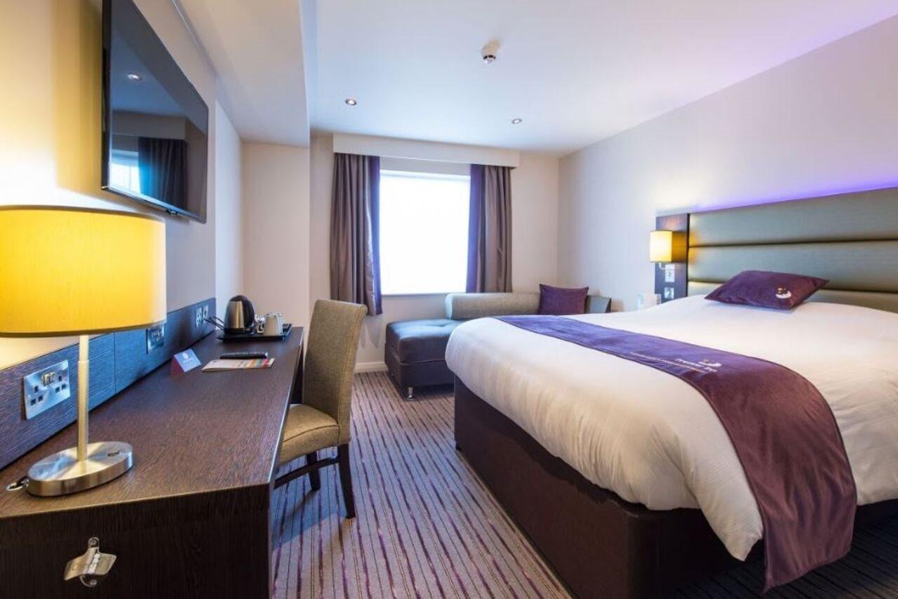 Premier Inn Isle Of Wight サンダウン エクステリア 写真