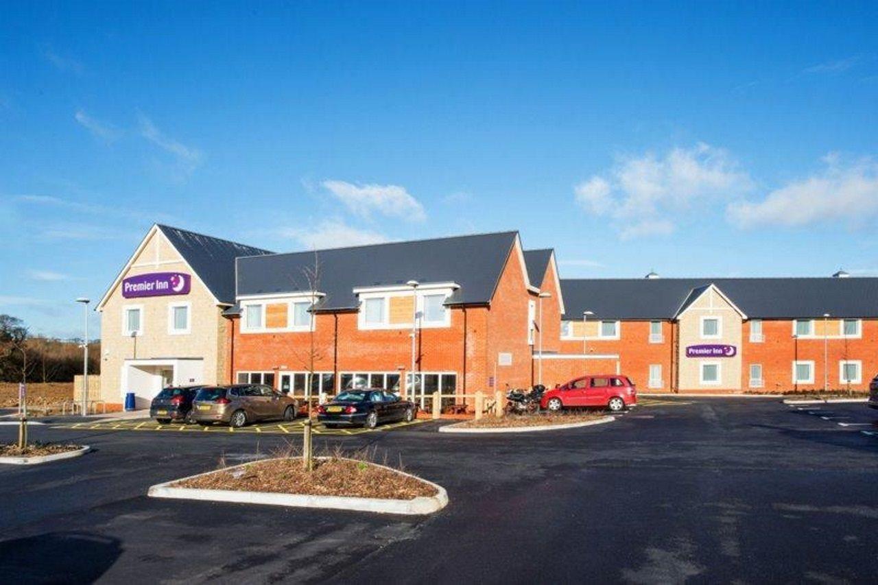 Premier Inn Isle Of Wight サンダウン エクステリア 写真