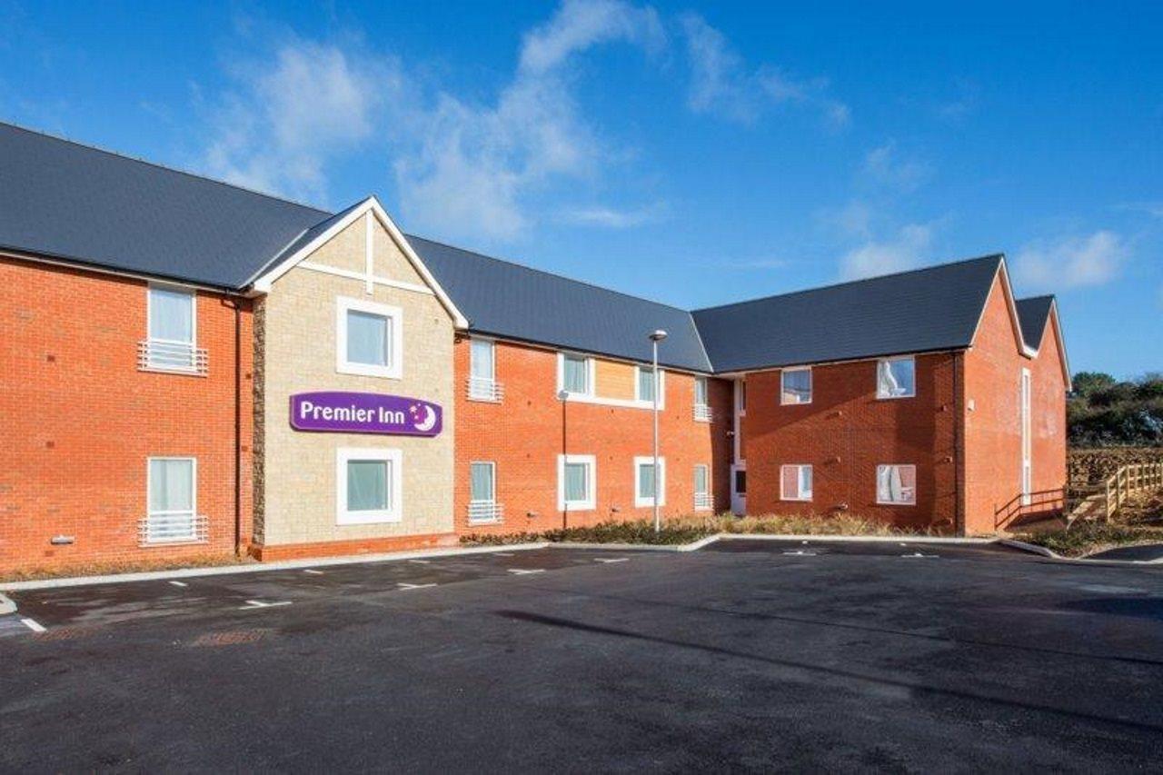 Premier Inn Isle Of Wight サンダウン エクステリア 写真